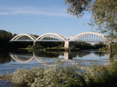 Pont sur la Loire
