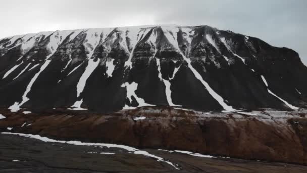 Wspaniały Widok Drona Svalbard Spitsbergen Lodowiec Wiosną Duży Widok Góry — Wideo stockowe