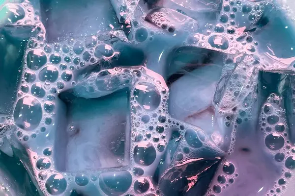Purple Soapy Liquid Bubbles Closeup Cloudy Water Texture Transparent Ice — Stock Photo, Image