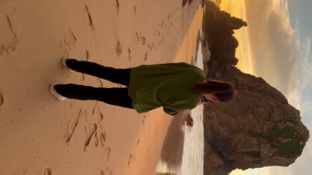 Young Woman Walks Rocky Beach Shores Atlantic Ocean Portugal — Stock Video