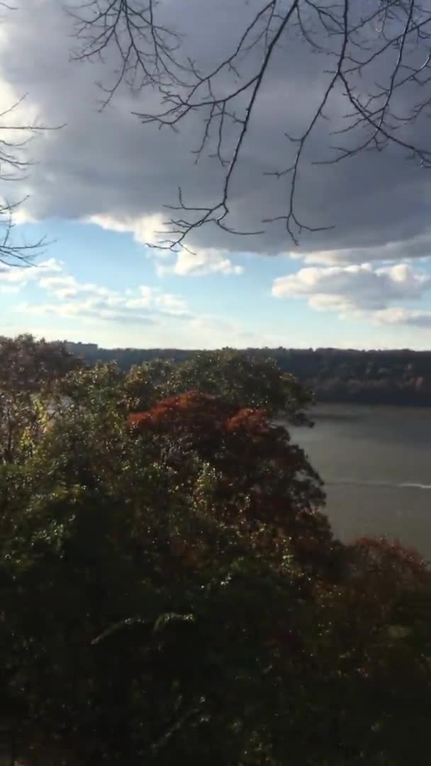 Utsikt Över Från Kullen Hösten — Stockvideo