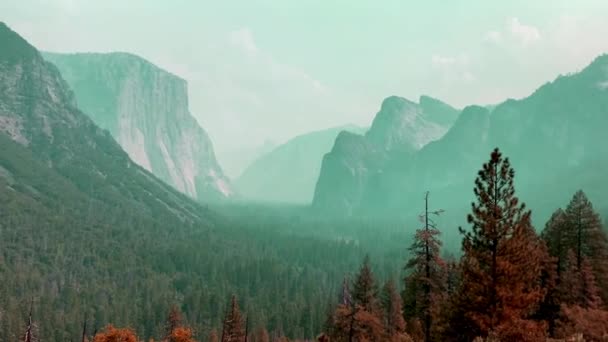 Parque Nacional Yosemite Fundo Das Montanhas Califórnia Vista Paisagem Natural — Vídeo de Stock
