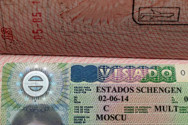 Португальский Визовый Штамп Проездном Паспорте Португалия Шенгенская Виза Иммигрант Рабочие — стоковое фото