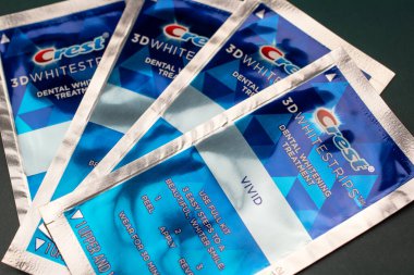 Crest 3D beyaz beyaz çizgili diş beyazlatma kiti, diş beyazlatma kiti, Manhattan, NYC, New York, ABD