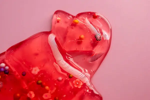 Червоні Цукерки Желе Рожевому Фоні Концепція Дня Святого Валентина — стокове фото
