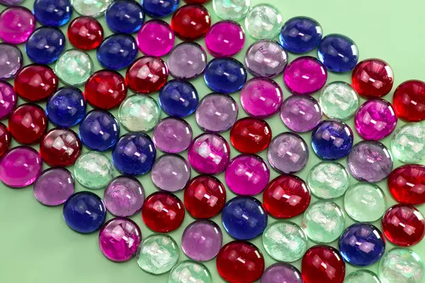 Різнокольорові Скляні Кульки Фон Вибірковий Фокус — стокове фото