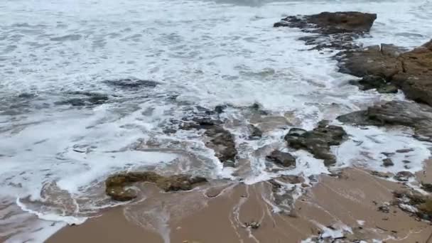 Playa Del Océano Atlántico Invierno Hermoso Paisaje Nublado Paisaje Dramático — Vídeo de stock