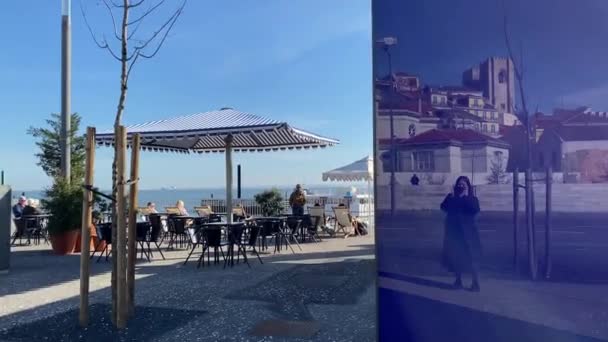 葡萄牙里斯本历史中心的阳光灿烂的一天 — 图库视频影像