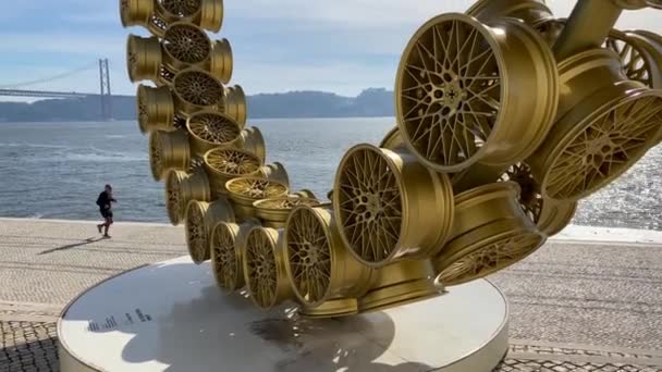 Çağdaş Sanat Joana Vasconcelos Çarpıcı Heykel Maat Sergi Lizbon Portekiz — Stok video