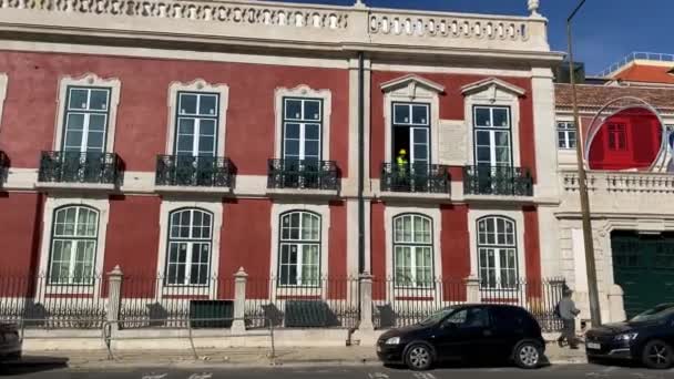 葡萄牙里斯本五彩斑斓的街道 — 图库视频影像