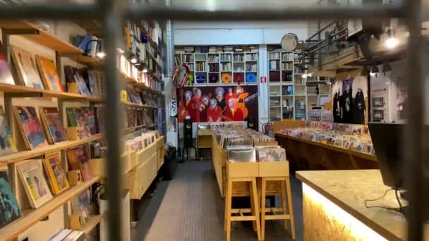Berühmte Buchhandlung Factory Kunstzentrum Lissabon Portugal — Stockvideo
