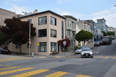 San Francisco sokakları. San Francisco, Kaliforniya 'nın başkenti ve en kalabalık şehridir..
