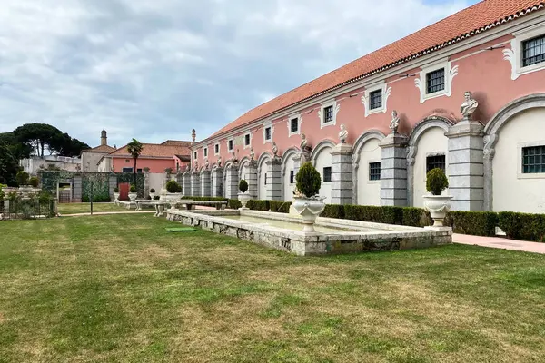 Saray Marques de Pombal, Oeiras, Portekiz, Tarih Binası