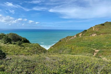 Portekiz 'de Atlantik Okyanusu kıyısında, Cabo da Roca