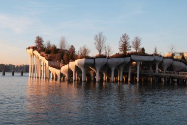 New York 'un Hudson Nehri kıyısındaki Little Island Park, modern mimari, Manhattan, NYC, New York, ABD