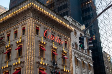 New York 'ta Beşinci Cadde' deki Cartier butiği, lüks mağaza, sokak fotoğrafçılığı, Manhattan, NYC, New York, ABD 