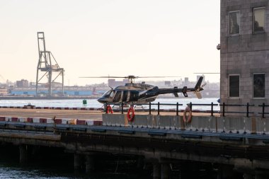 Amerikan Hava Kuvvetleri Sikorsky Sikorsky S-70A New York Körfezi 'nde. ABD