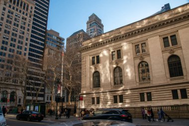 New York City haber fotoğrafları, sokaktaki insanlar, modern şehir manzarası, Manhattan, New York, New York, ABD