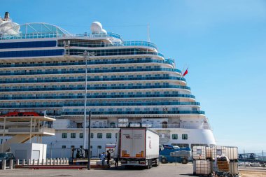 Portekiz, Lizbon limanına yanaştı.