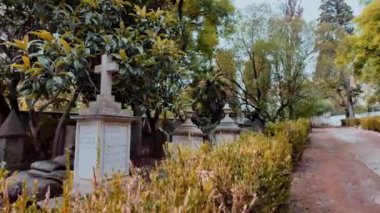 Unutulmuş mezar yeri taştan mezarlar, Lizbon, Portekiz