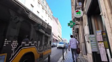 Lisbons caddeleri tanınmış turist merkezleriyle dolu..