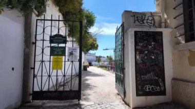 Lizbon tarihi bulvarı, insanların gezdiği yerler, sevilen yerler.