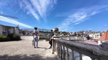 Lisbonlar dikkat çekici caddeler, turistler turistik yerler, ikonik cazibe