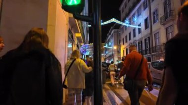 Lizbon Portekizliler Noel gecelerinde aydınlandı.