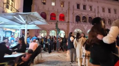 Portekizliler Noel boyunca coşkuyla parıldıyor.