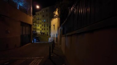 Lisbons 'un en iyi simgelerini keşfetmek için gece yürüyüşü. Lizbon, Portekiz