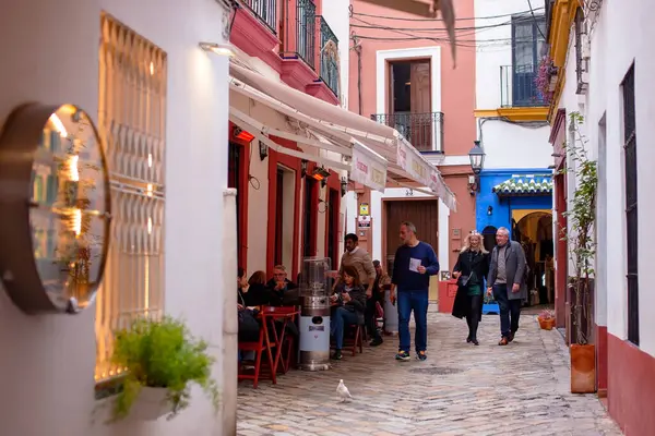 Seville, İspanya sokak manzarası