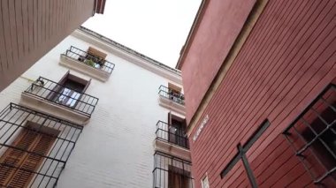 Sevilles tarihi bölgesinde sonsuz sokaklar