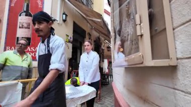 Sevilles 'in eski sokaklarının sonsuz güzelliği