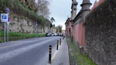 Sintra, Portekiz 'in sisinde kayboldu, sinematik seyahat videosu