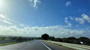 Otobanda manzaralı sürüş, yol gezisi yaşam tarzı