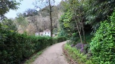 Biester Sarayı 'ndaki muhteşem bahçe Sintra Portekiz seyahat merkezi