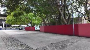 Milletler Parkı Lizbon şehir yaşamı turistler ve yerlilerle