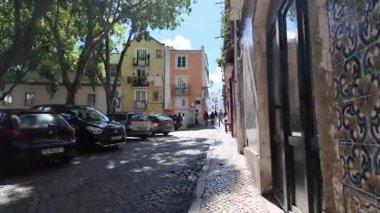 POV dar sokaklar Lizbon Portekiz seyahat cazibesi eski şehir