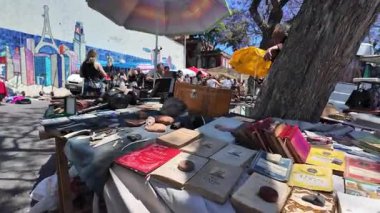 Avrupa 'daki bit pazarını klasik mal ve kırsal bulgularla keşfeden kişinin POV' u