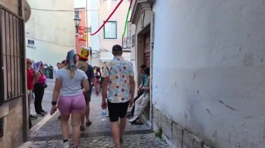 Lizbon şehri Aziz Anthony kutlaması için parlıyor