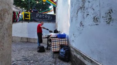 Aziz Anthony kutlamaları için Lizbon ışıkları ve neşe