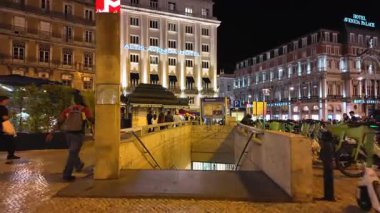 Lizbon 'da sıcak bir yaz gecesi.