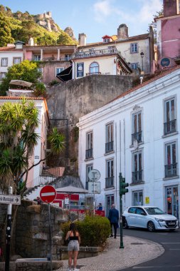 Sintra 'daki Picturesque Sokak Sahnesi, Portekiz Tarihi Mimarisi