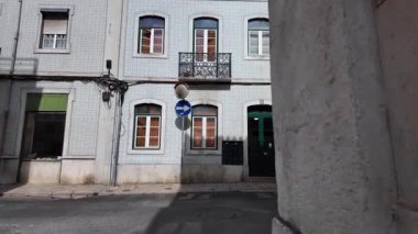 Lizbon POV gezisi yaz, güneşli atmosfer, tarihi mimari, Avrupa seyahatleri