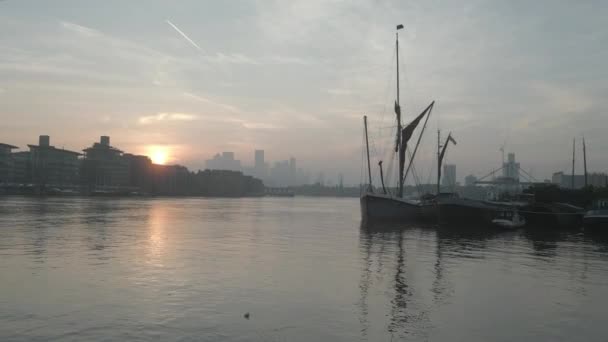 Temze Folyó Kelet Felé Néz London Tower Bridge Től Docklands — Stock videók