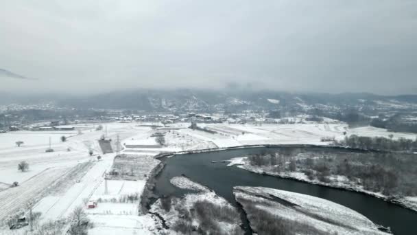 Winter Landscape Featuring River Town Mountain Shrouded Clouds Background — Stock Video