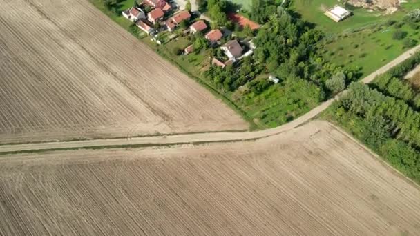 Luchtfoto Van Landbouwvelden Visvijver Een Dorp Maglic Servië Zomerdag — Stockvideo