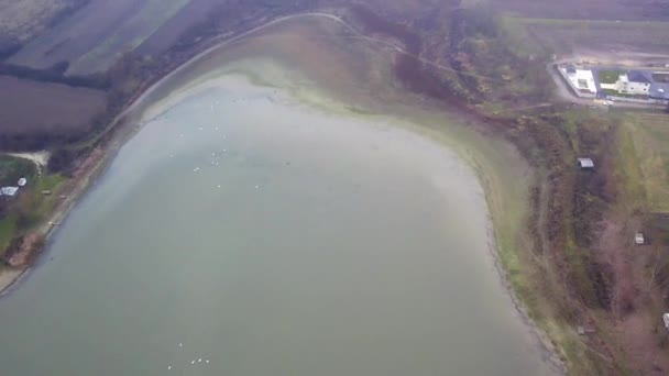Drone Vliegt Het Markovac Meer Omliggende Velden Mladenovac Servië — Stockvideo