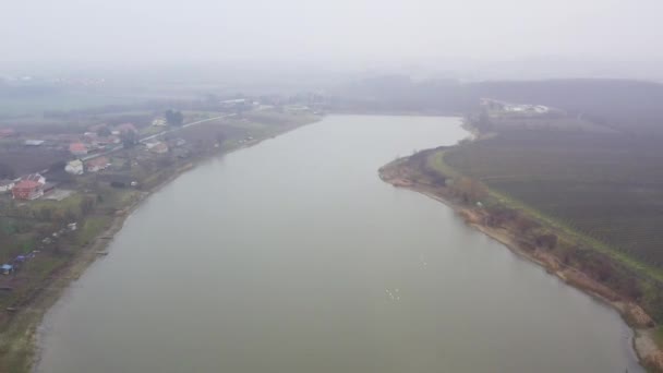 Vista Aérea Del Lago Markovac Mladenovac Serbia Niebla — Vídeos de Stock