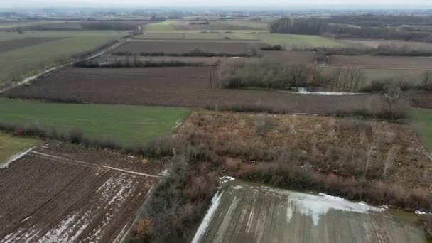 Drónkilátás Elárasztott Mezőgazdasági Földekre Ban Szerbiában Felhős Napokon — Stock videók
